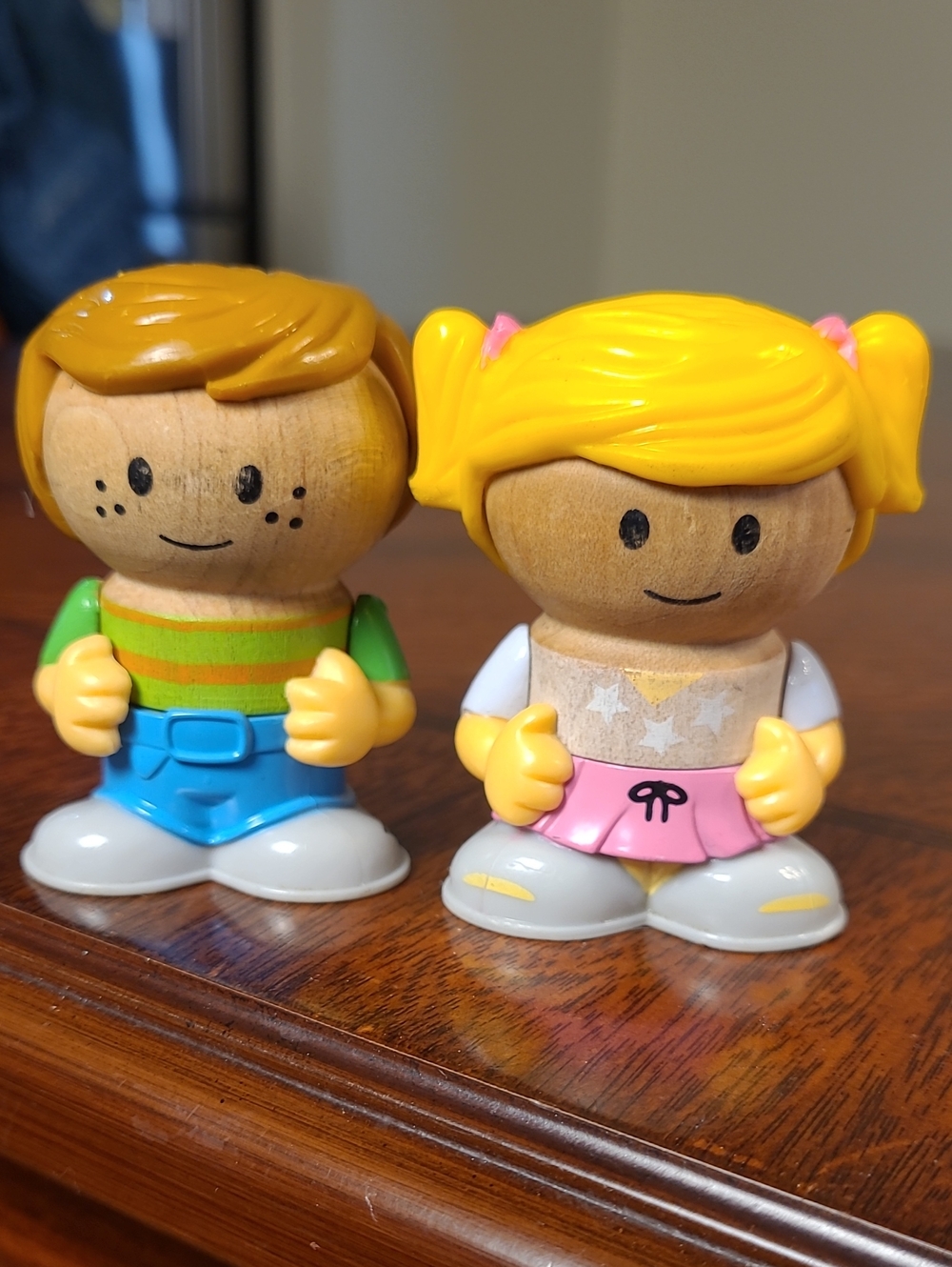 Vtg 2007 Learning Curve Play Town Wood Plastic Figures Boy & Girl Samantha